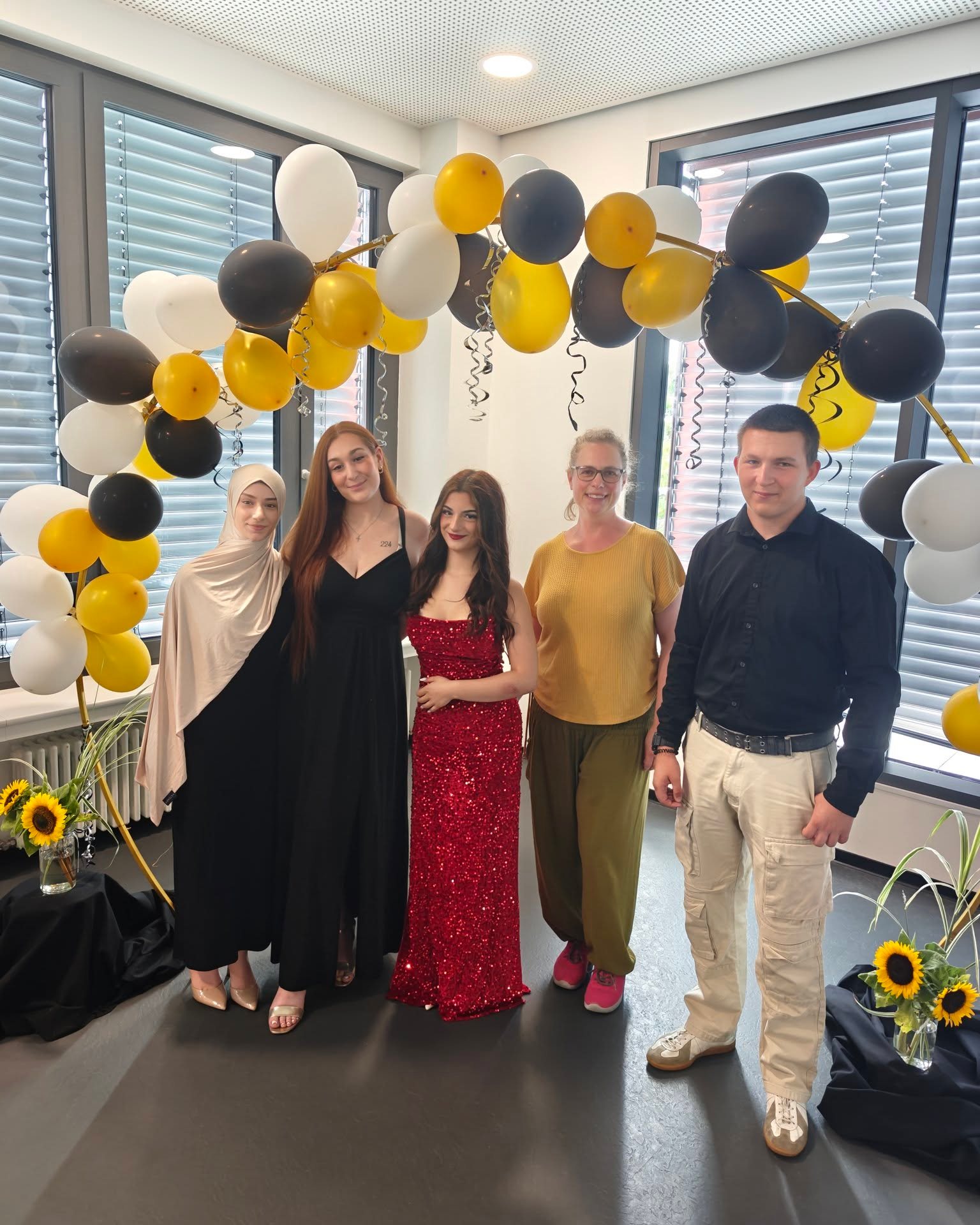 instagram post 🎓 Glückwunsch zum bestand