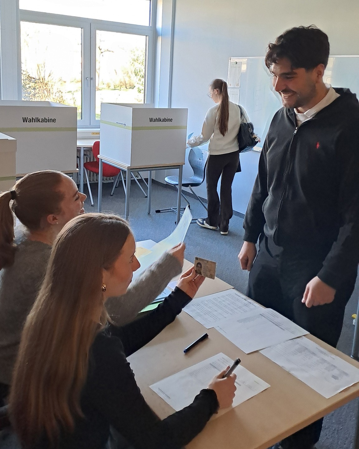 instagram post Die Anne-Frank-Schule hat