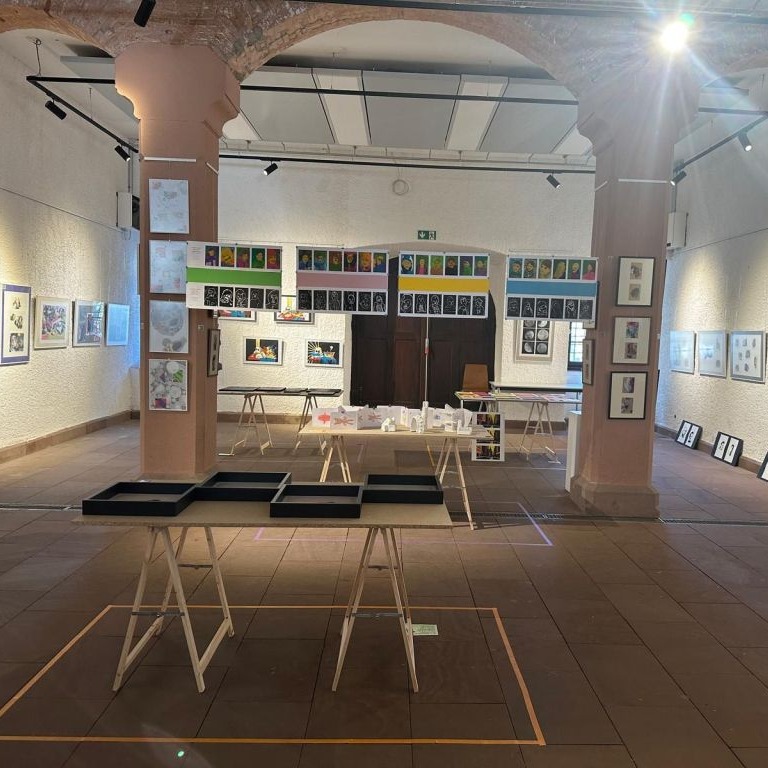 instagram post SCHULKUNST-Ausstellung „S
