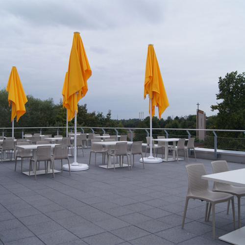 Außenbereich der Mensa