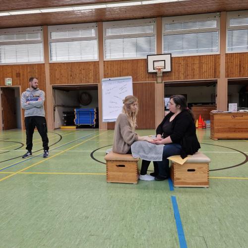 Berührung mit Respekt