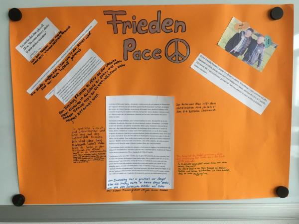 Friedens-Plakat mit Geschichte
