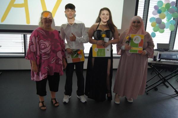 Abschlussklasse AV-H2 mit Daniela Engling